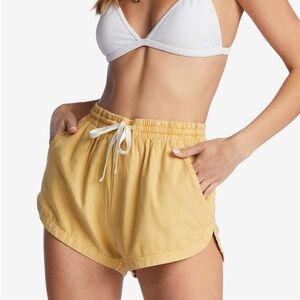 Women’s Billabong Road Trippin Yellow Shorts!